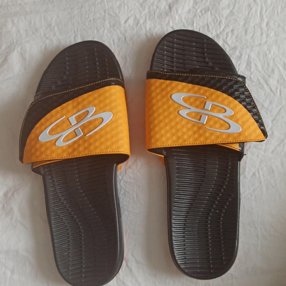 Men Sandals Size 9